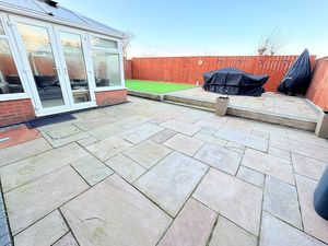 Photo 16- click for photo gallery